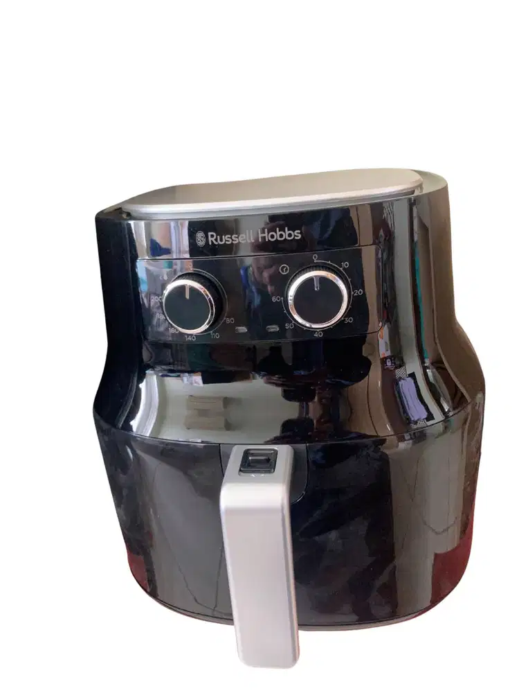 RUSSEL HOBBS AIR FRYER ini masih baru loooh..