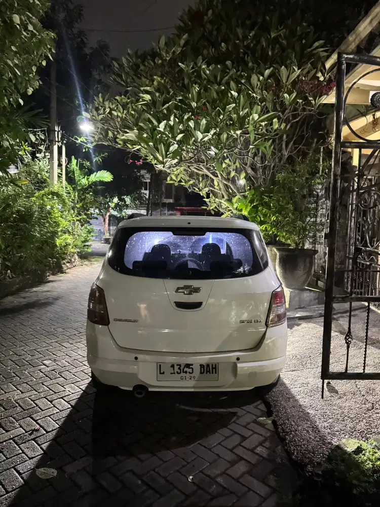 Chevrolet Spin 2013 Bensin