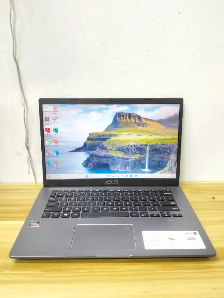 Asus VivoBook 14 X409DA AMD Ryzen 5 3500U Ram 8GB SSD 512GB