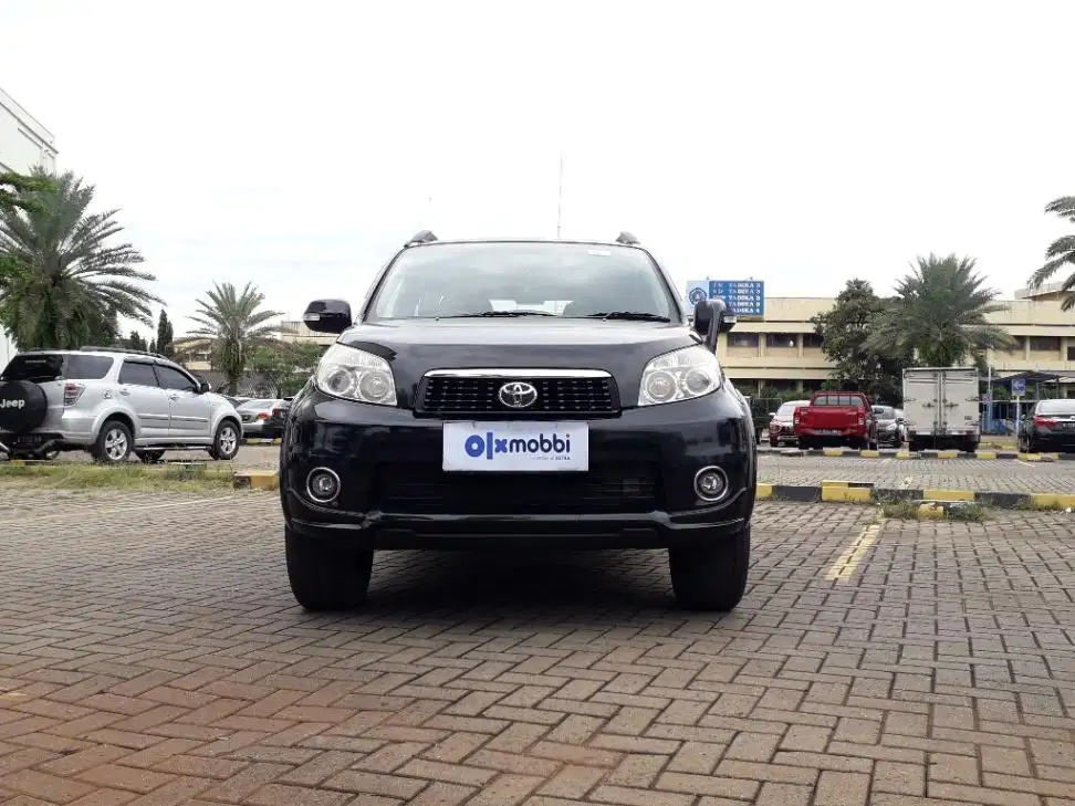 TDP 6,JT Toyota Rush 1.5 G Bensin-AT Hitam 2014