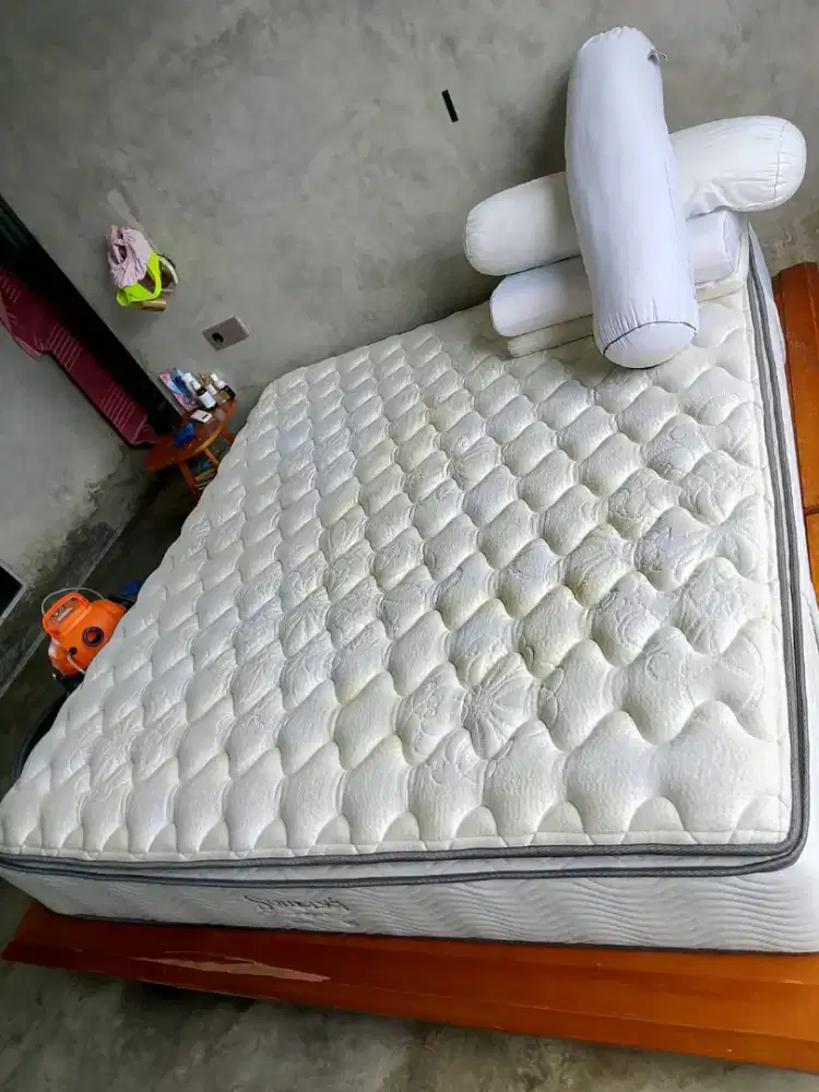 Jasa Cuci Kasur Sofa vakum tungau