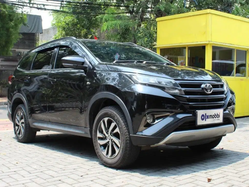 TDP 10JT Toyota Rush 1.5 G Bensin-AT Hitam 2019