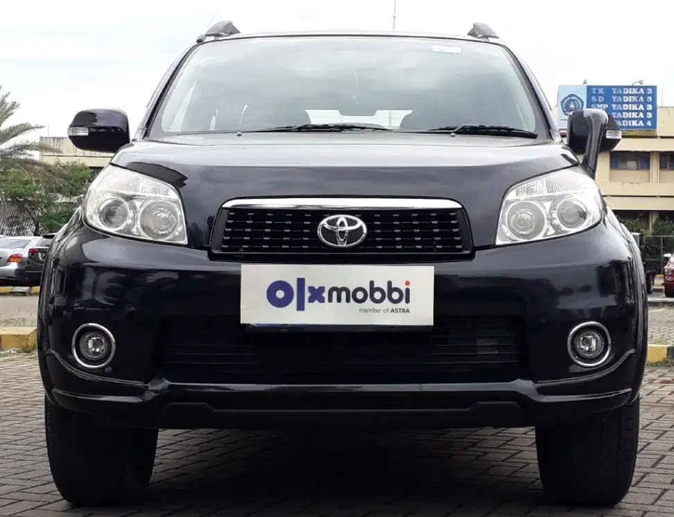 TDP 6,JT Toyota Rush 1.5 G Bensin-AT Hitam 2014