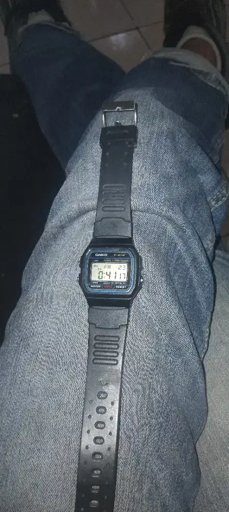 Jam casio f 91w