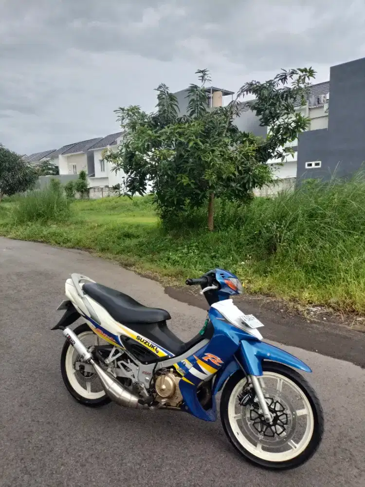 Antik !! Suzuki satria Hiu LSCM asli 2004 warna tembus asli biru putih