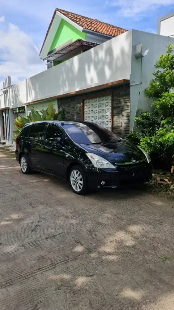 Toyota Wish CBU tahun 2004 Sunroof
