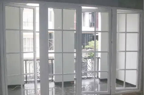 partisi kusen aluminium dan kaca