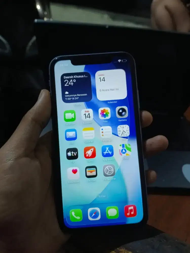 iPhone 11 64gb inter