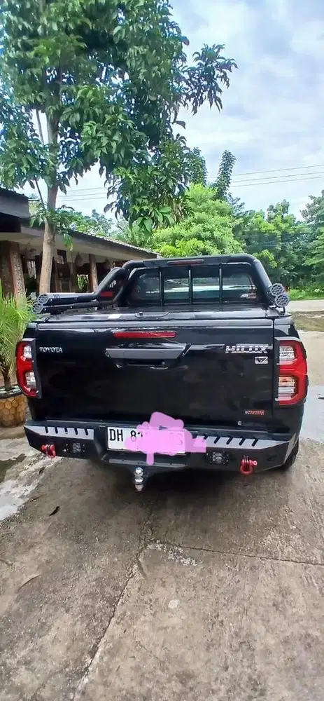 Hilux Double Cabin Type V, tertinggi, baru