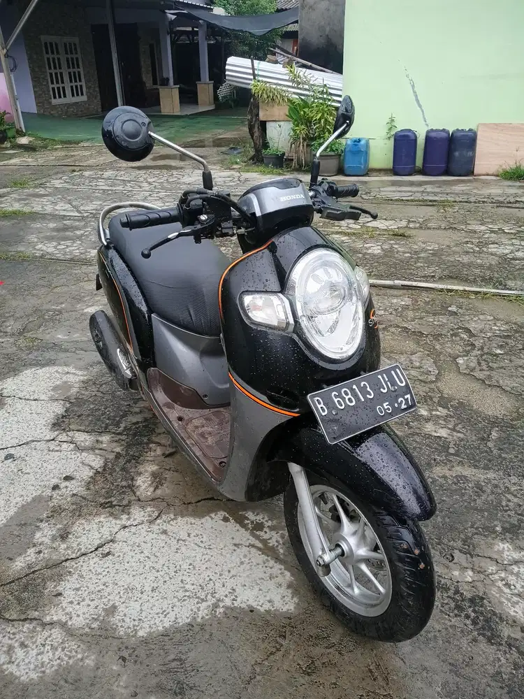Yu djual _honda scoopy 2017