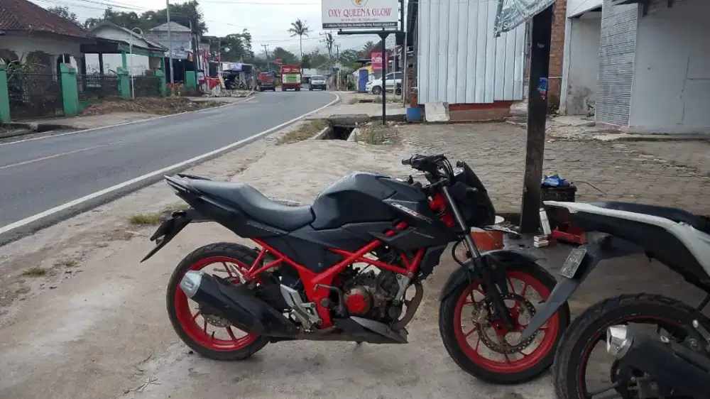 Cb150r led taun 2017