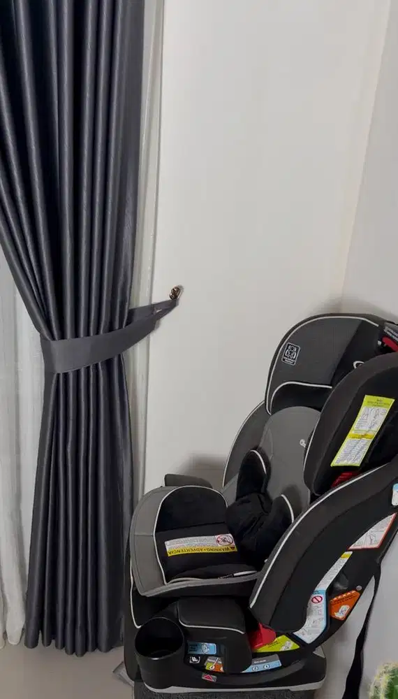 Graco Carseat milestone all in 1