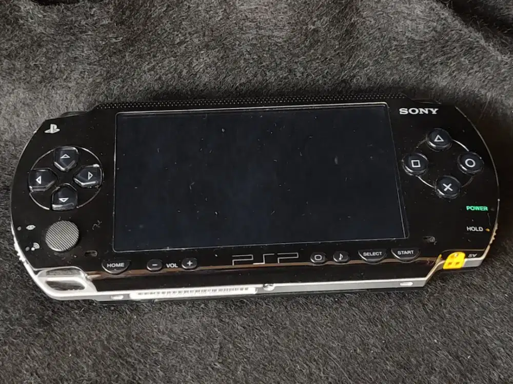 Psp 1000 Charger + memori 8gb ori.