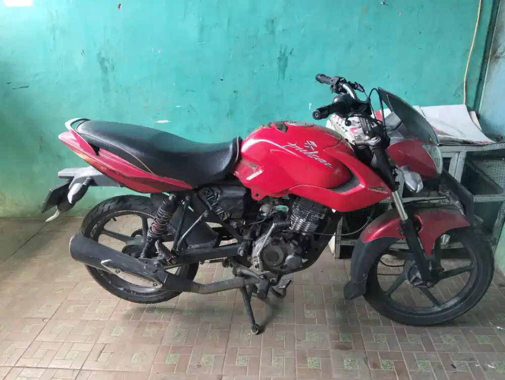 Motor fulsar surat lengkap 2jt nego lokasi