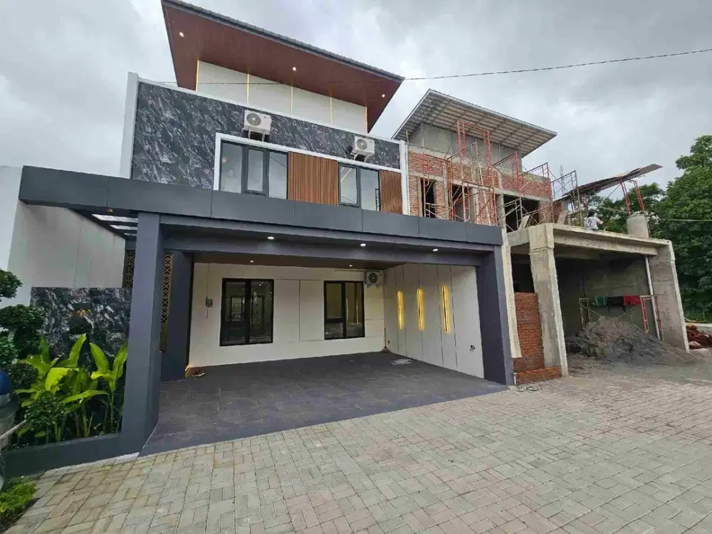 DIJUAL RUMAH MEWAH FULLY FURNISHED MODERN KONTEMPORER MINI CLUSTER JL.KALIURANG KM 9 DEKAT SD MODEL WEDOMARTANI NGEMPLAK SLEMAN