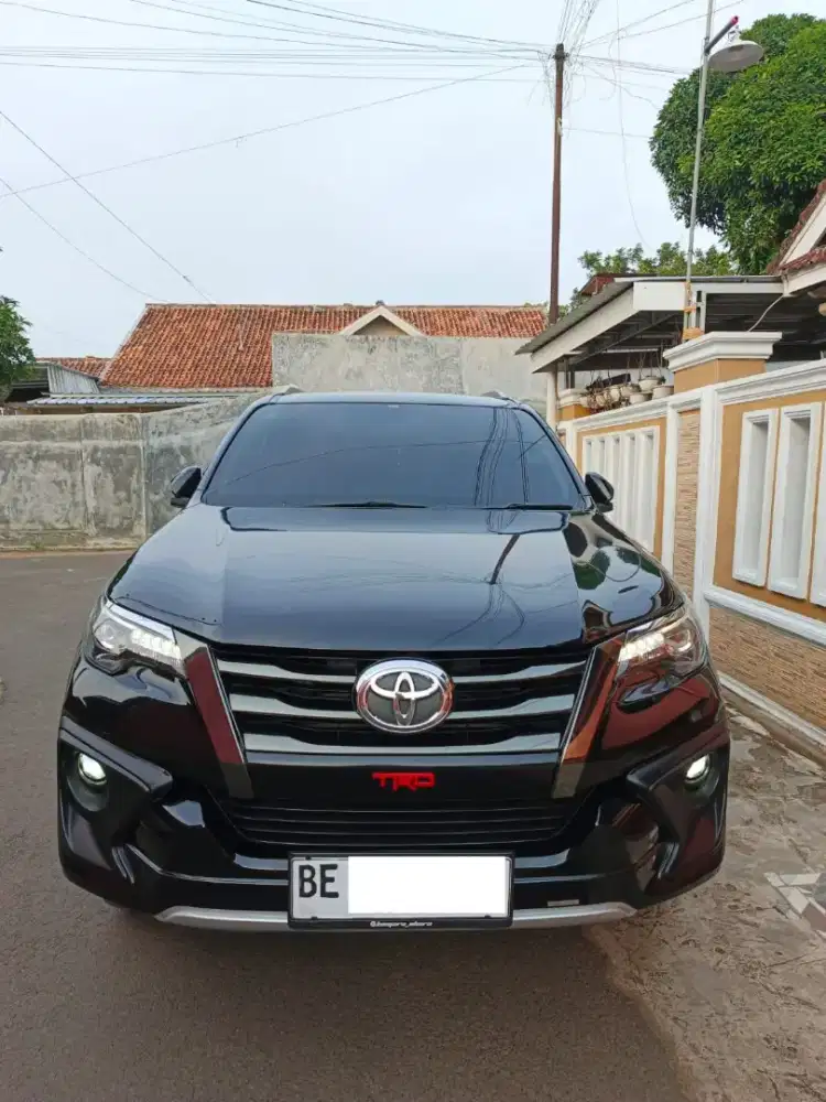 All New Fortuner 2.4 VRZ TRD Sportivo 4×2 GR S Matic Diesel Solar 2016