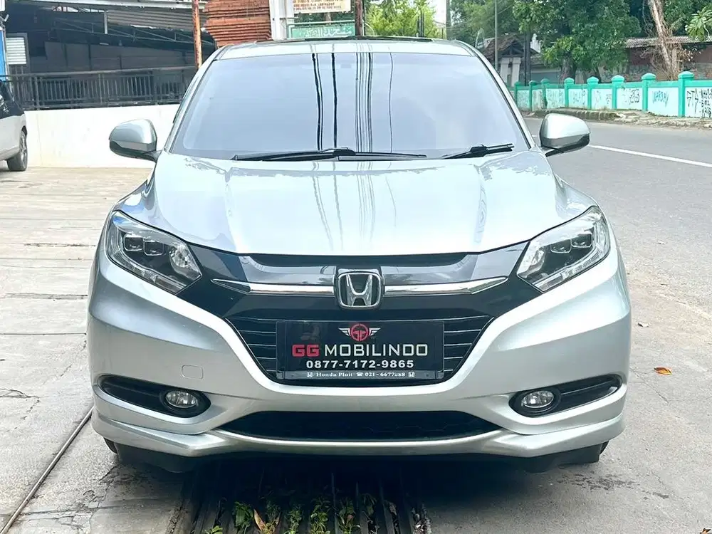 Honda HRV 1.8 RS Prestige Automatic Th 2016