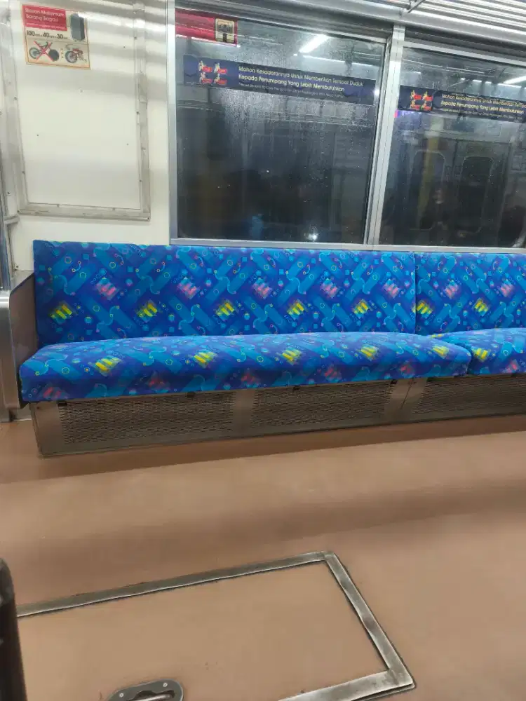 Dicari Karyawan CEWE untuk Jaga Lapak di Kantin Mall Grand Indonesia