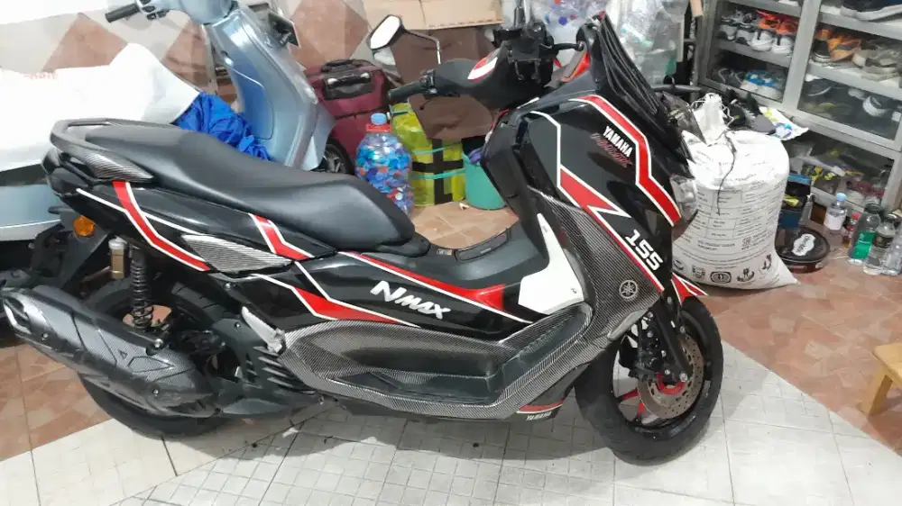 Jual moton nmax custom 2021 km rendah