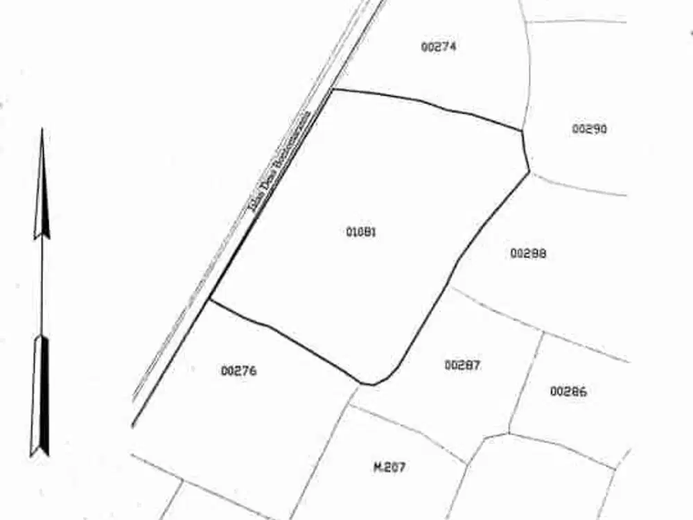 Dijual lokasi pinggir jalan galesong selatan murah