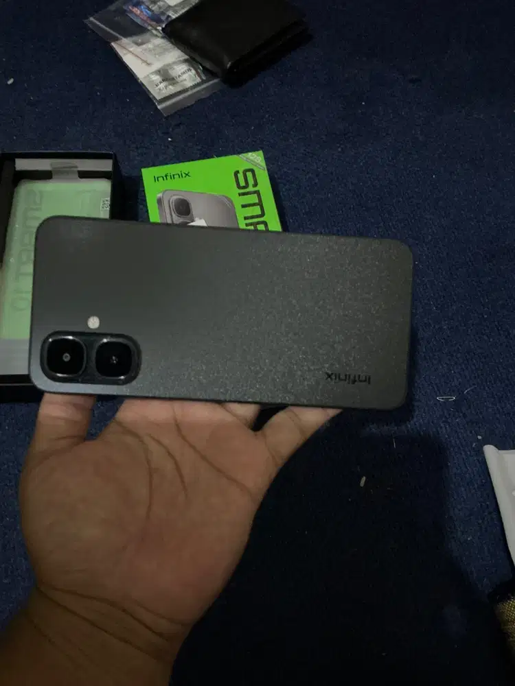 Jual murah Infinix smart 10 4 / 128 GB Hitam