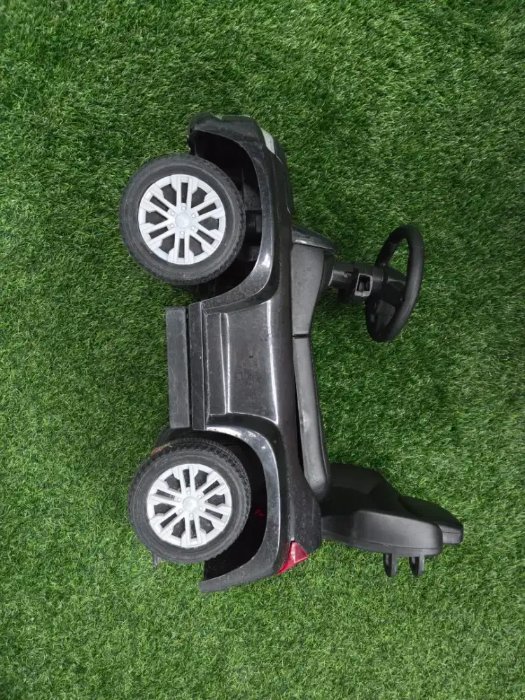 Mobil mobilan toddler