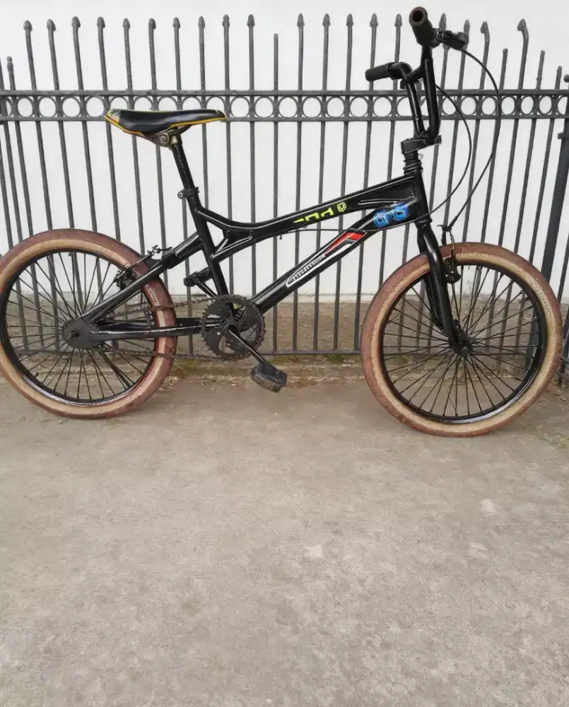 Sepeda anak bmx uk20 bekas