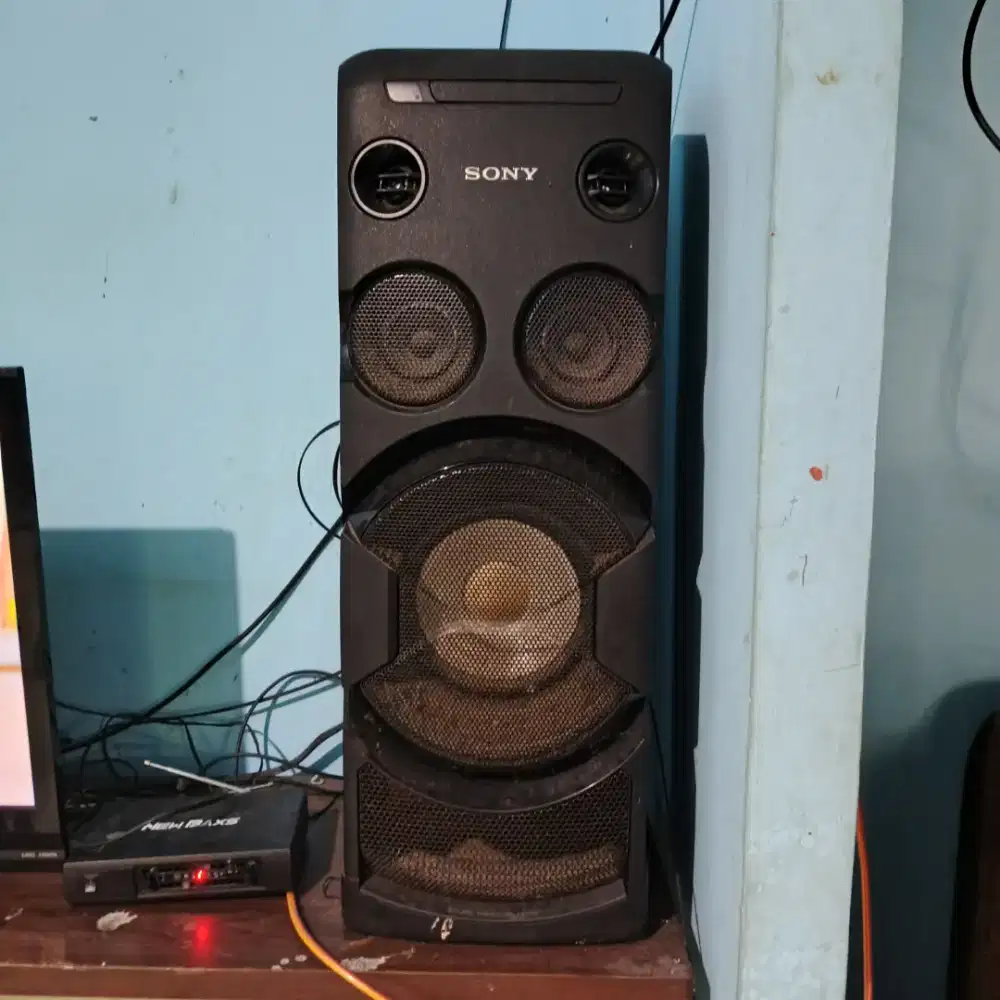Speaker Party Sony MHCV50D