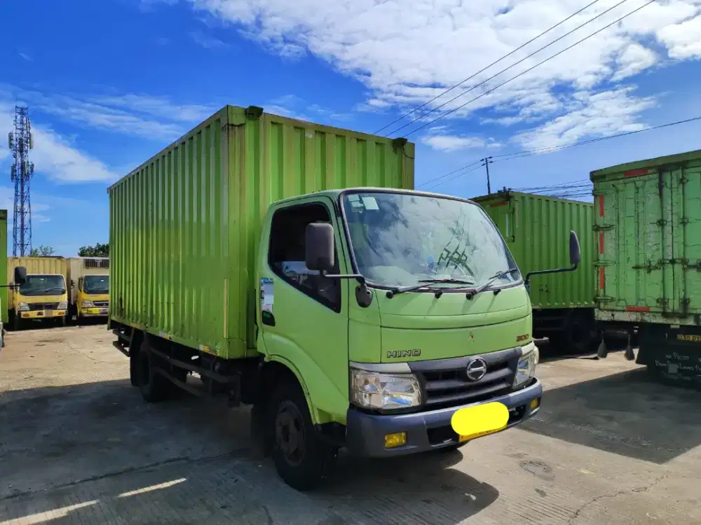 Dijual Hino Dutro LD 6 roda Box Tahun 2019