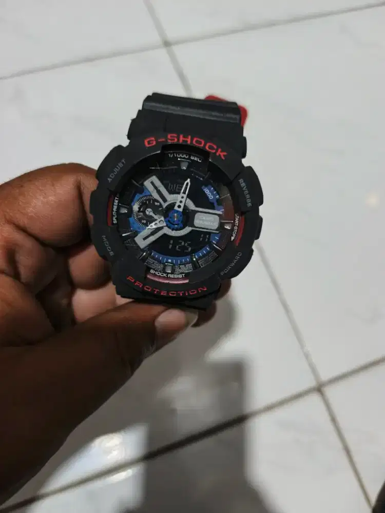 Jam tangan G-Shock type ga 110 model dua fungsi analog sama digital