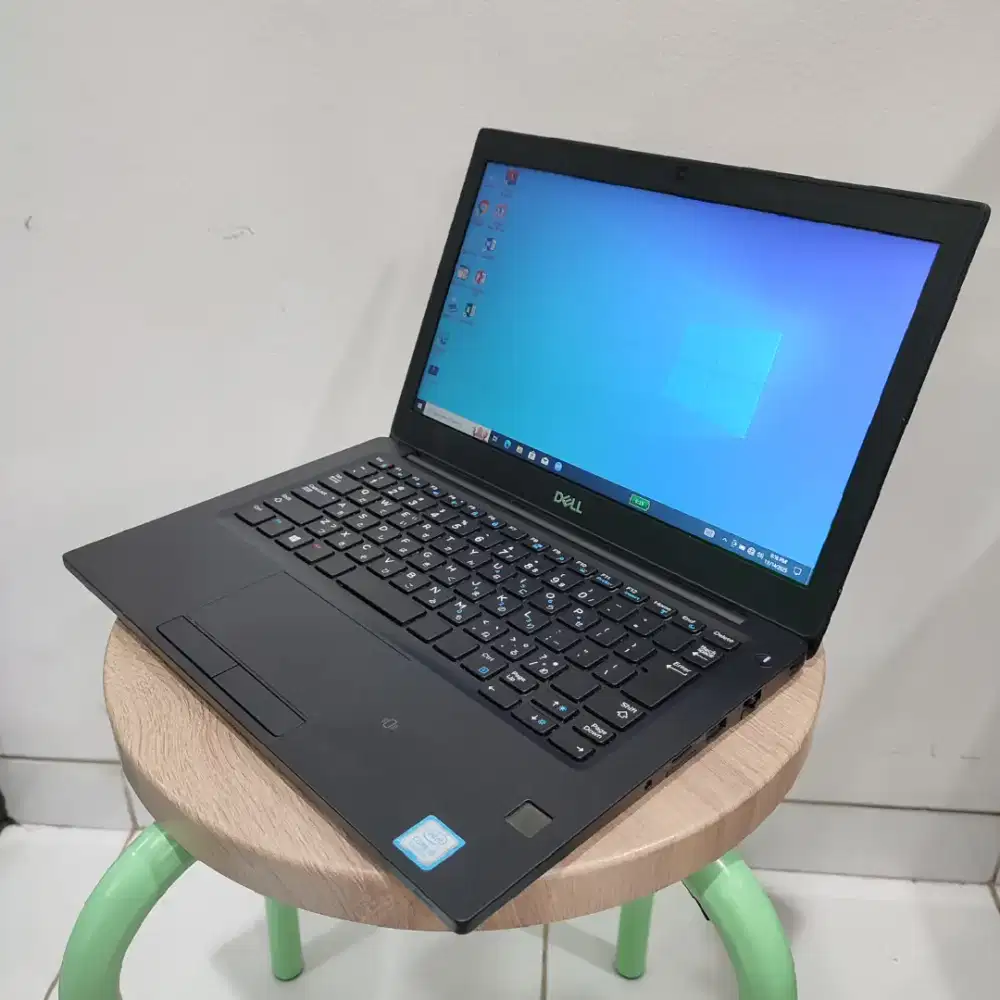 Laptop Dell 7290 / Core i5 / Ram 8 / SSD 256 / lancar Siap Pakai