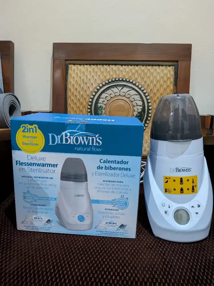 Dr Brown's Deluxe warmers and sterilizer