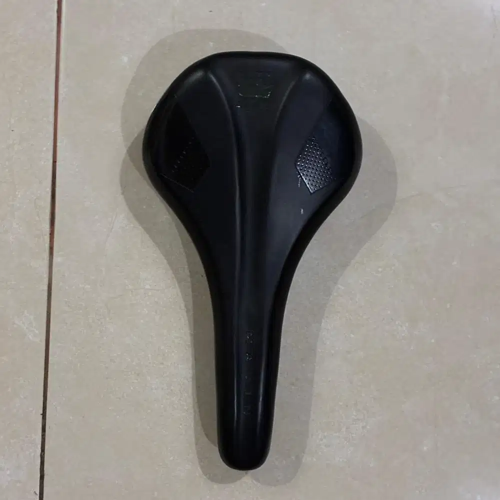 Sadel sepeda original marin