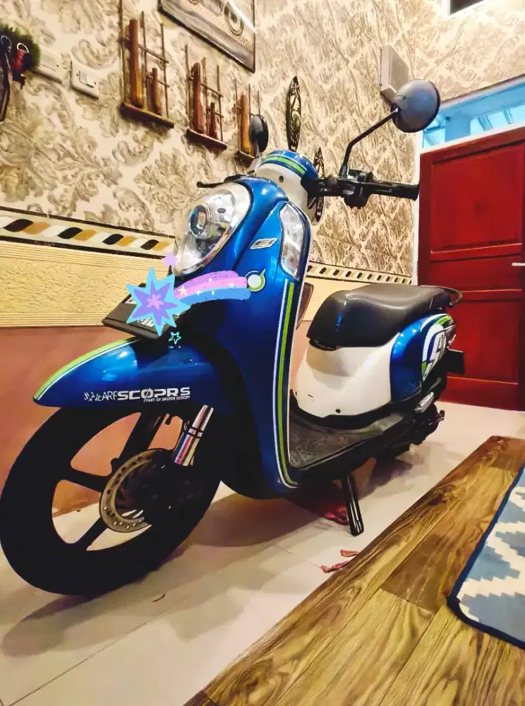 Scoopy biru mulus seperti baru
