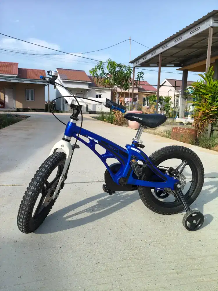 Sepeda Anak United