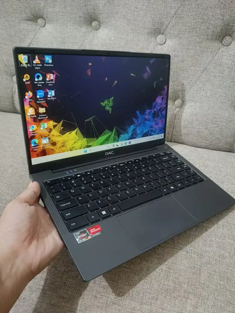 Laptop Ryzen 5 7430U RAM 8GB SSD 256GB Mulus Noken