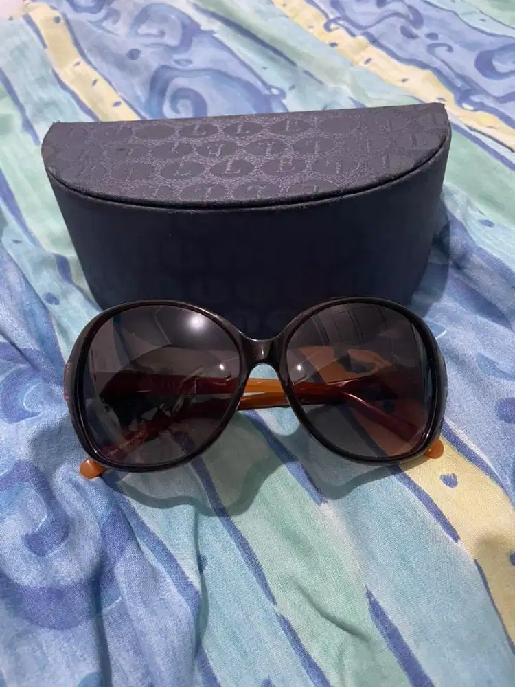 kacamata elle wanita