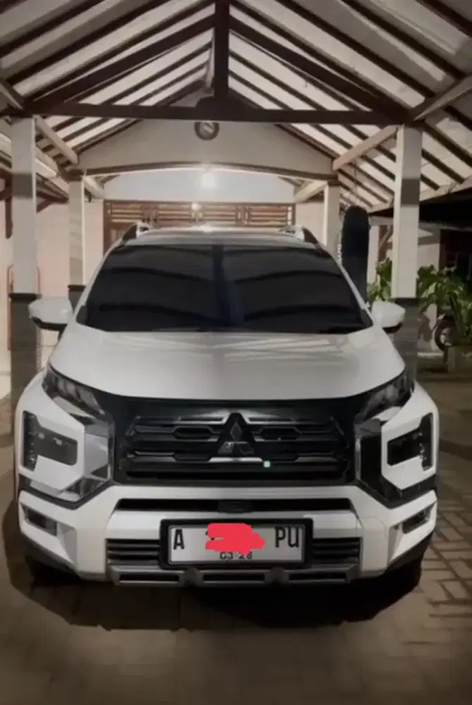 Di jual Mitsubishi xpander cross cvt 2023