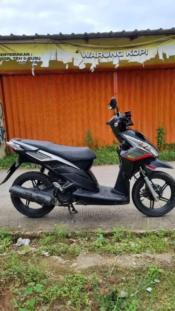 Vario techno 2011 pajak hidup