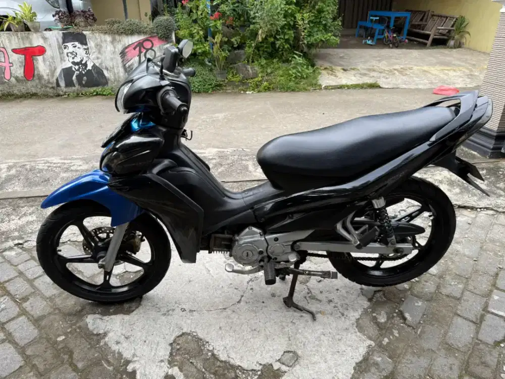 Yamaha Jupiter Z THN 2010 plat AB sleman