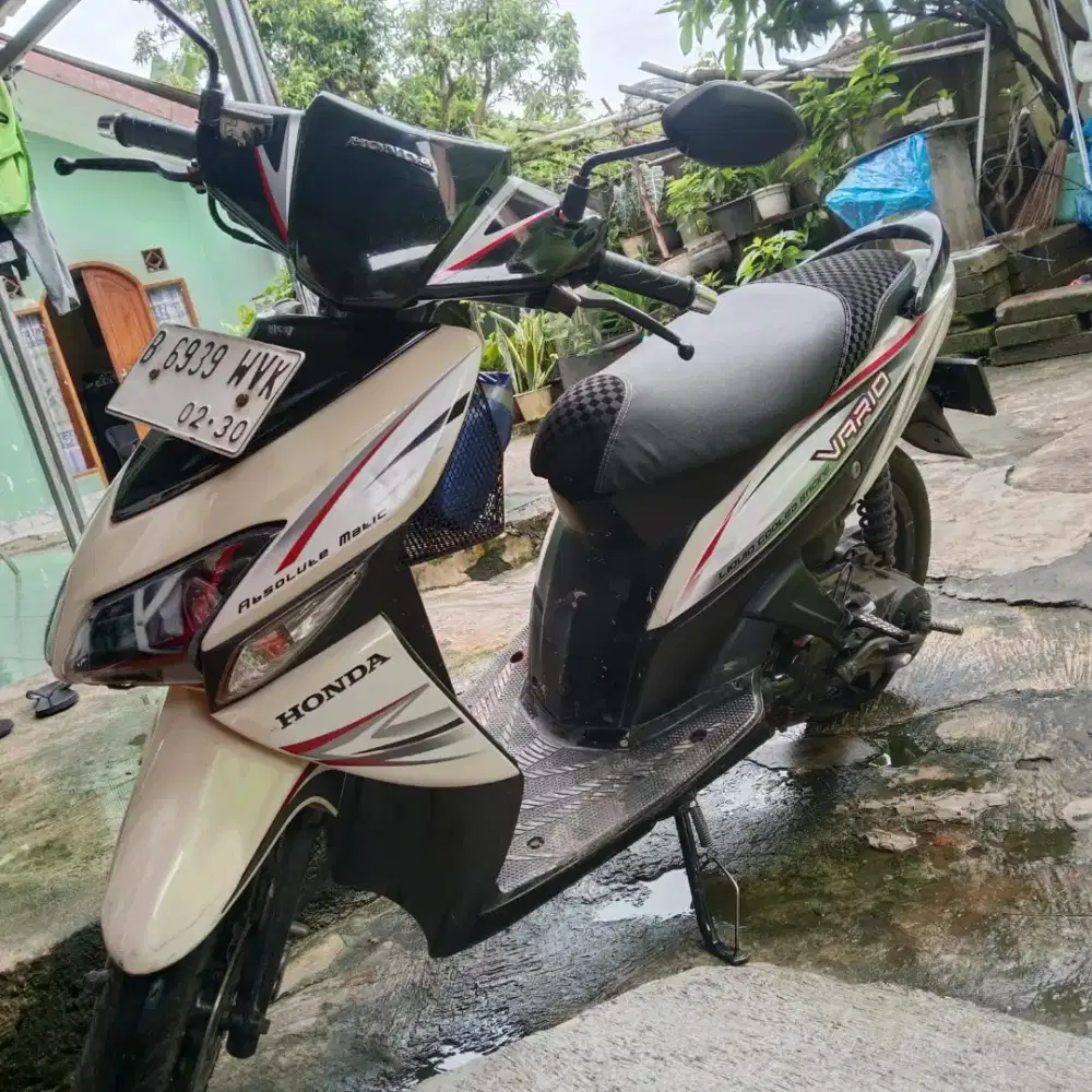 Di jual motor Honda tahun 2009