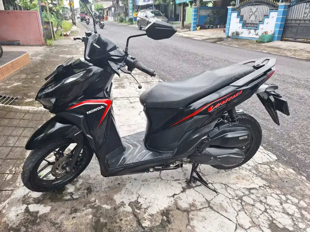 Vario 125 cbs pembelian 2021 bisa cash/kredit syariah  TERMURAH