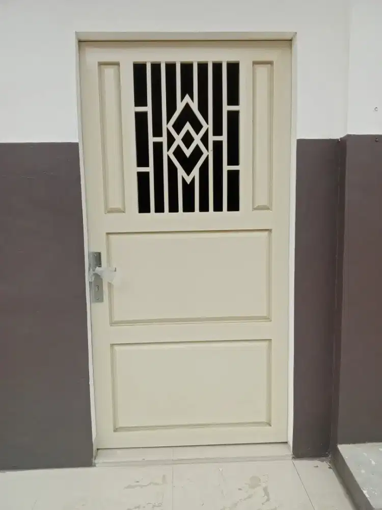 Pintu besi & kusen murah