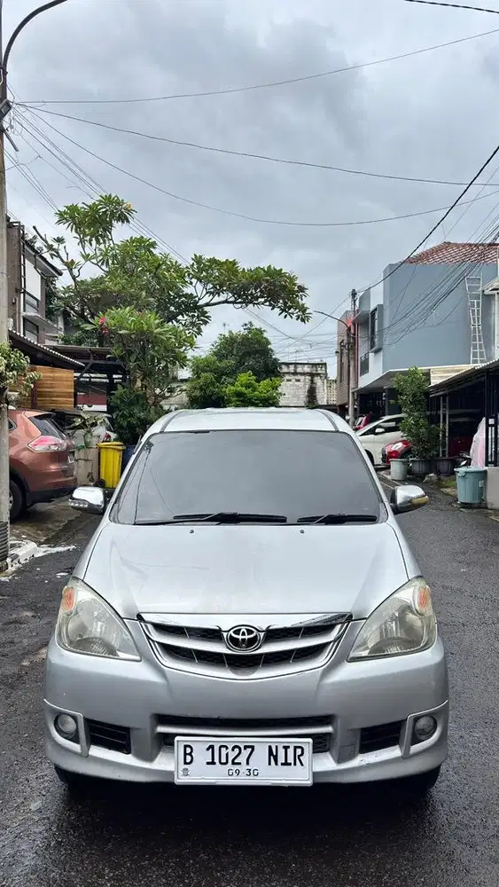 Toyota Avanza 2011 Bensin