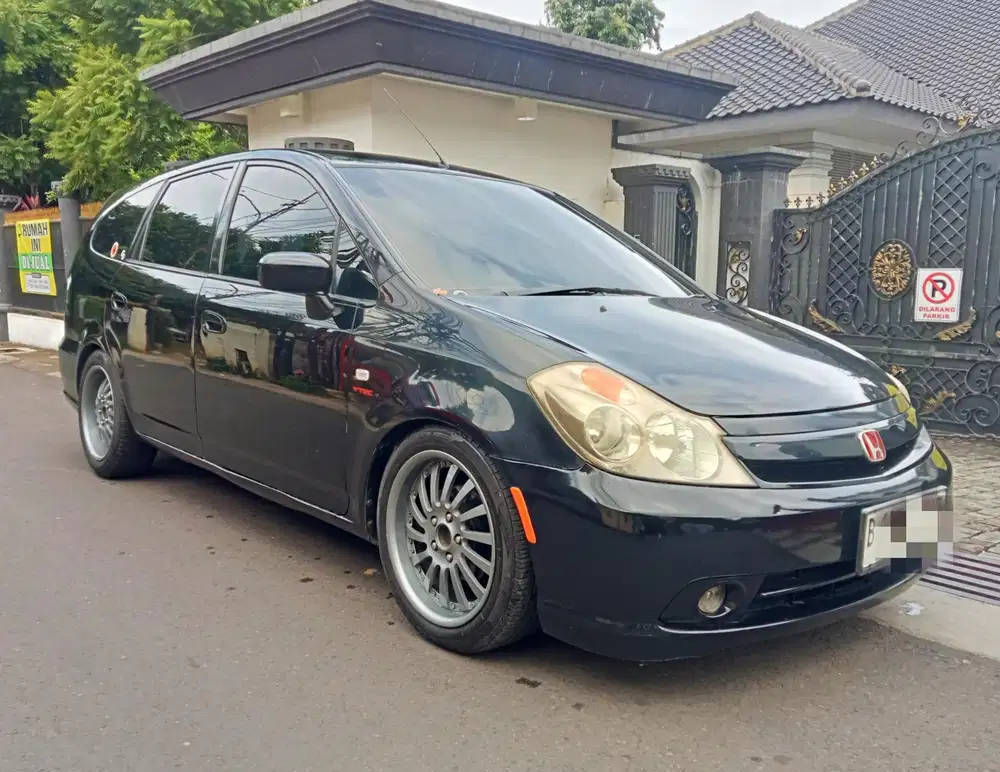 Honda Stream 1.7 AT 2005