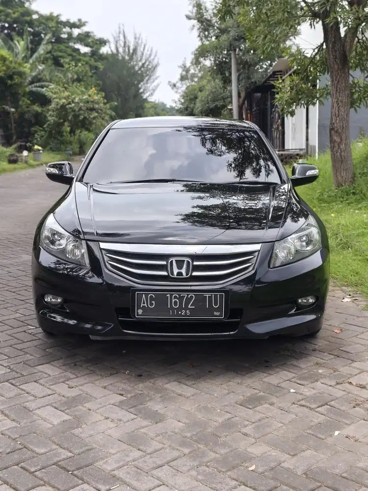 Honda Accord 2011 Bensin