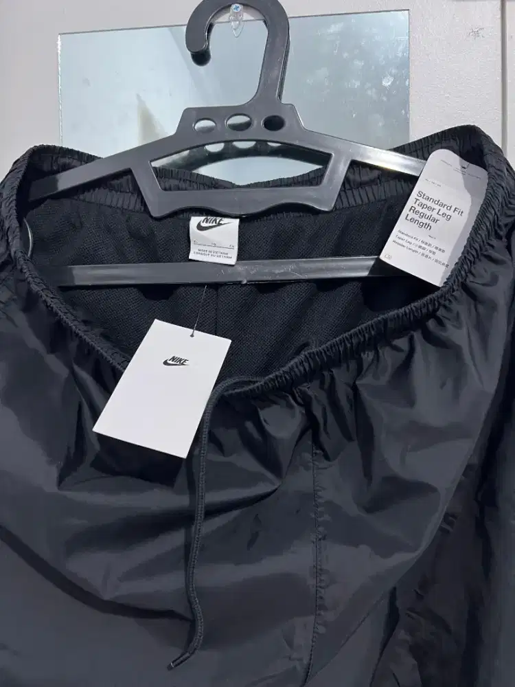 Celana Nike Club Woven Track Suit XL