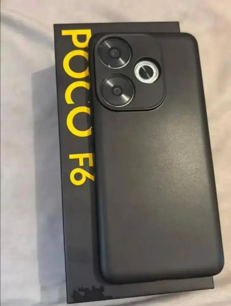 poco F6 Ram12 / 512gb
