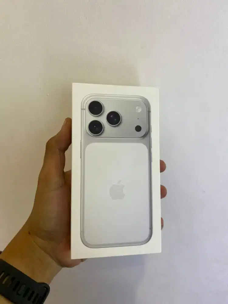 Iphone 17 pro max silver ready