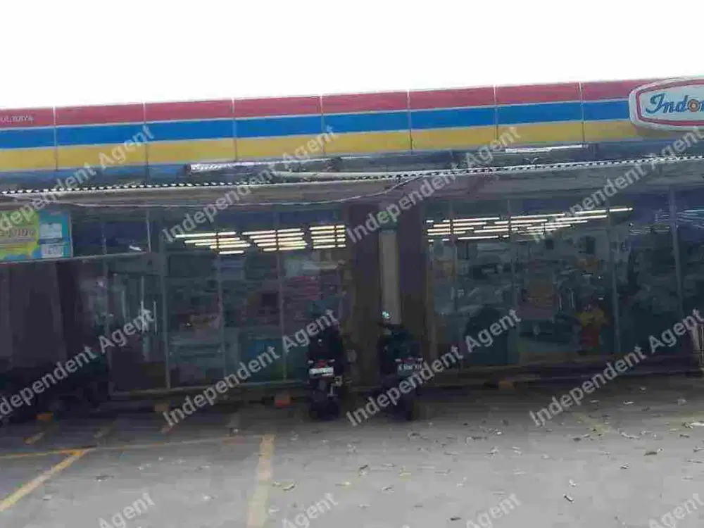 Ruang Usaha Halaman Parkir Luas di Cibubur Jakarta Timur